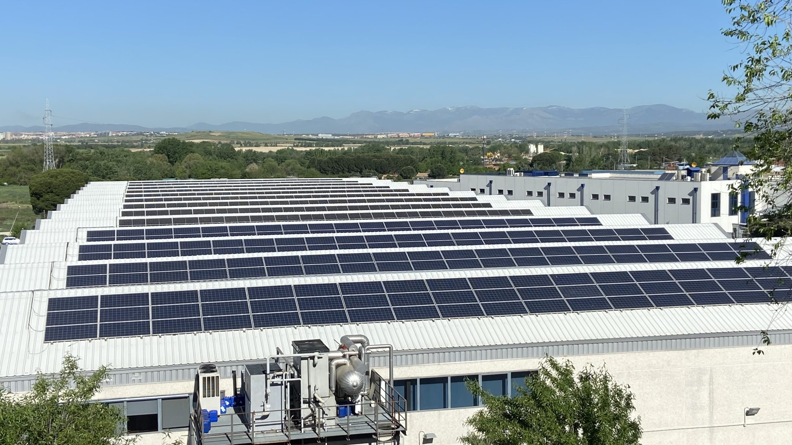 Foto instalación placas solares